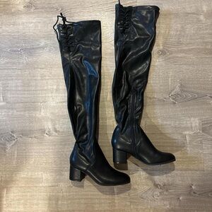 Elegant Black Over-the-Knee Boots